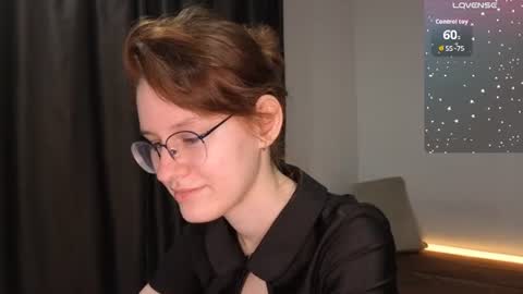 Claire online show from 06.10.26