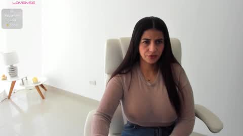 RENATA online show from 03.05.25