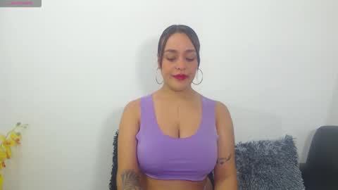 renatabrownn28 online show from 04.21.26