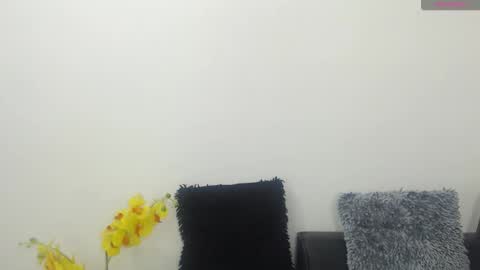 renatabrownn28 online show from 06.05.26