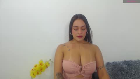 renatabrownn28 online show from 06.10.26