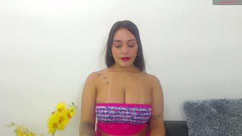 renatabrownn28 online show from 06.12.26