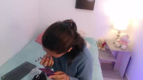 renataj online show from 10.31.25