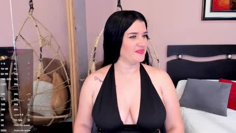      online show from 10.10.25