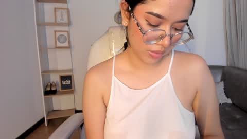 renaxi_smith online show from 01.25.25