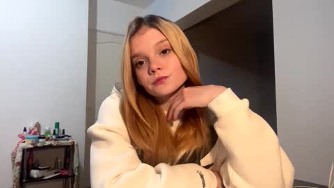 Snapshot of rendabecnel chatting on 02.06.26 Tiffany online show from 02.06.26