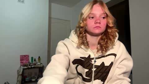 Snapshot of rendabecnel chatting on 04.09.26 Tiffany online show from 04.09.26