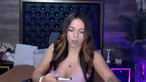 renesmesweet online show from 10.30.25