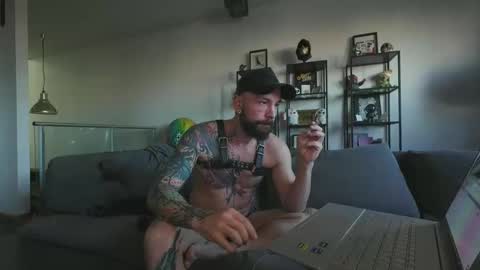 Snapshot of rensurectedxxx chatting on 11.09.25 rensurectedxxx online show from 11.09.25