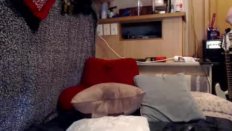 Snapshot of retro834 chatting on 01.18.25 Rhett online show from 01.18.25