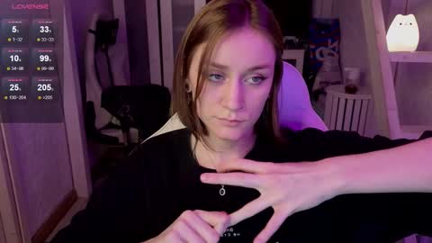 Snapshot of retromarie chatting on 01.06.26 Rie online show from 01.06.26