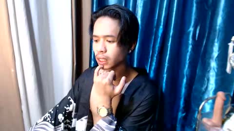 Snapshot of rey_004 chatting on 10.14.25 rey_004 online show from 10.14.25