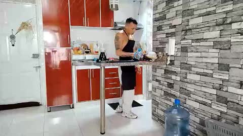 reymasterhot online show from 12.19.25