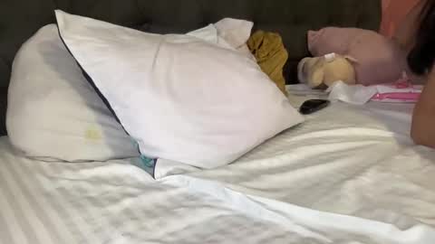 Snapshot of reyna77 chatting on 12.11.24 reyna77 online show from 12.11.24