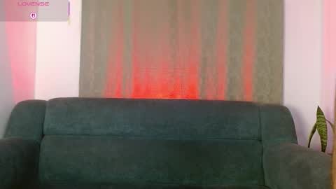 Snapshot of reypablo1 chatting on 09.25.25 REY PABLO Independent online show from 09.25.25