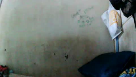 Snapshot of rezanan chatting on 12.04.25 Rezanan online show from 12.04.25