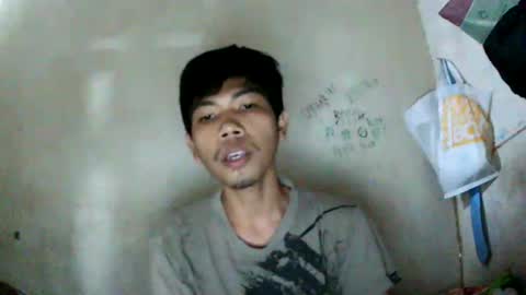 Snapshot of rezanan chatting on 12.05.25 Rezanan online show from 12.05.25