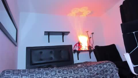 Snapshot of rgmo17 chatting on 03.09.25 ROBERTA online show from 03.09.25