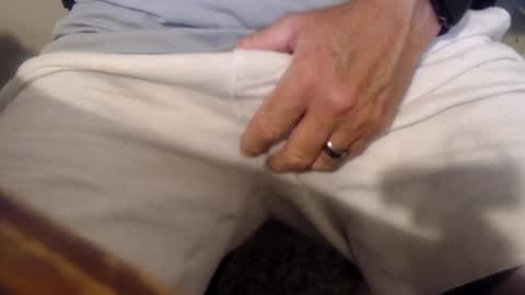 Snapshot of rh1429 chatting on 09.09.25 Trae online show from 09.09.25