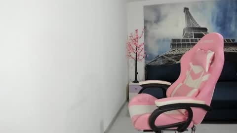 Snapshot of rheaetthan chatting on 05.15.26 rheaetthan online show from 05.15.26