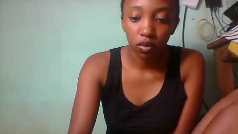 rhesa404090 online show from 02.25.26