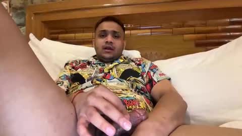 Snapshot of rhythmhates chatting on 10.21.25 Rhythm Hates online show from 10.21.25