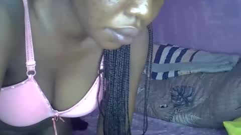Snapshot of riana_sha chatting on 02.19.25 riana_sha online show from 02.19.25
