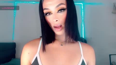 Rianna Garcia online show from 11.06.25