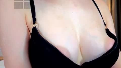 Ria Woods online show from 07.09.26