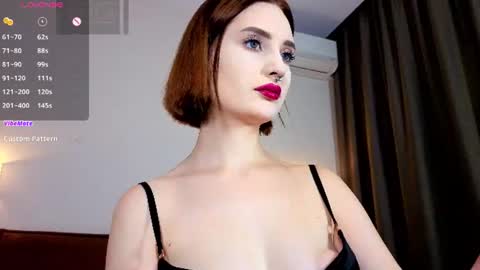 Ria Woods online show from 07.31.26