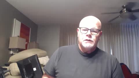 Snapshot of rich32937 chatting on 03.08.26 rich32937 online show from 03.08.26