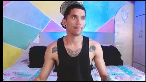 Snapshot of rich_de_la_rosa chatting on 02.03.26 rich and kitty online show from 02.03.26