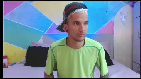 Snapshot of rich_de_la_rosa chatting on 03.02.26 rich and kitty online show from 03.02.26