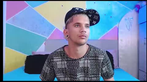 Snapshot of rich_de_la_rosa chatting on 03.14.26 rich and kitty online show from 03.14.26