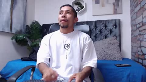 richar_voller online show from 01.08.25