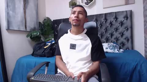 richar_voller online show from 01.20.25