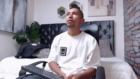 richar_voller online show from 01.28.25