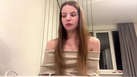 Lana online show from 07.21.26