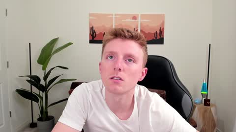 Snapshot of richiewest chatting on 12.05.24 Richie online show from 12.05.24