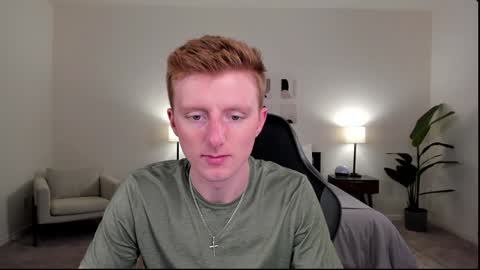 Snapshot of richiewest chatting on 12.12.24 Richie online show from 12.12.24