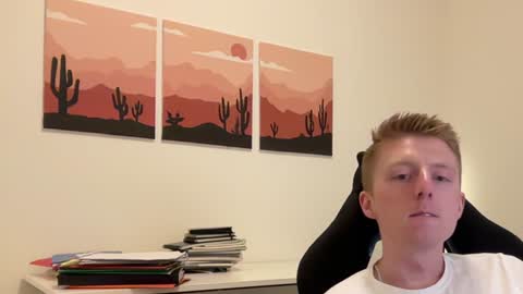 Snapshot of richiewest chatting on 01.07.25 Richie online show from 01.07.25