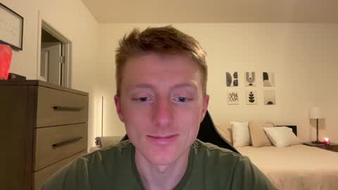 Snapshot of richiewest chatting on 02.04.25 Richie online show from 02.04.25