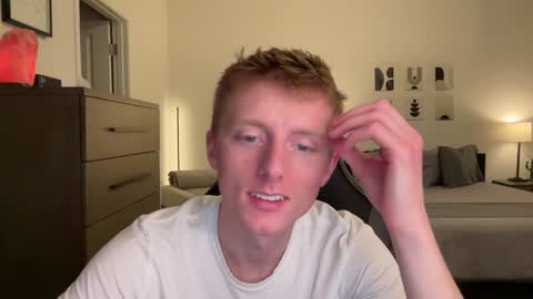 Snapshot of richiewest chatting on 02.08.25 Richie online show from 02.08.25