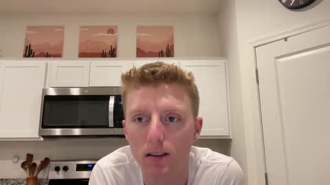 Snapshot of richiewest chatting on 03.05.25 Richie online show from 03.05.25