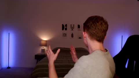 Snapshot of richiewest chatting on 09.16.25 Richie online show from 09.16.25