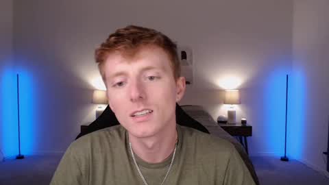 Snapshot of richiewest chatting on 09.18.25 Richie online show from 09.18.25