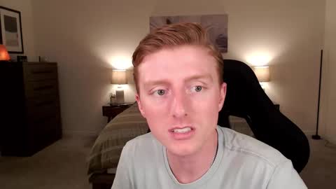 Snapshot of richiewest chatting on 12.04.25 Richie online show from 12.04.25