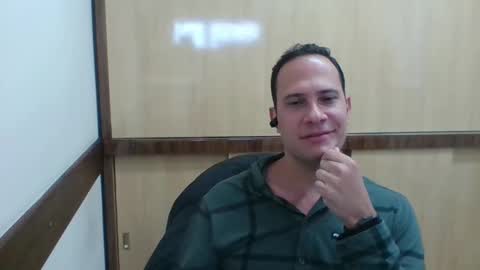 Snapshot of rick503835 chatting on 11.03.25 Rick Arian online show from 11.03.25