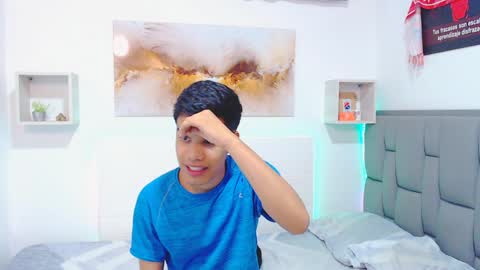 Snapshot of rickii_hot chatting on 03.31.26 Ricki online show from 03.31.26