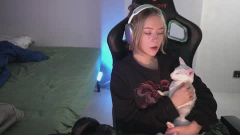 Snapshot of rickisanchez chatting on 01.30.25 RickiSanchez online show from 01.30.25